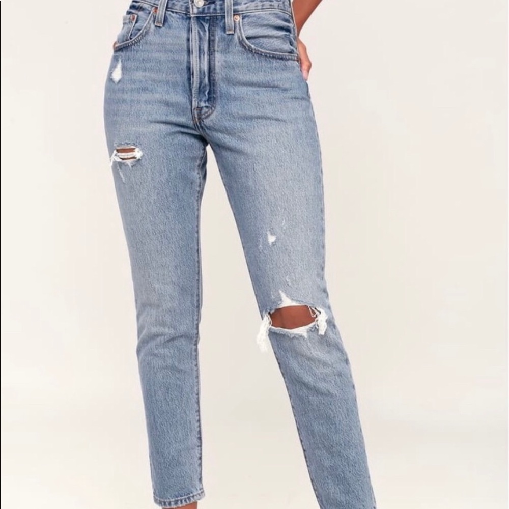 Levi’s 501 Distressed Skinny Jeans